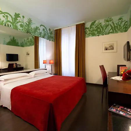 Phi Hotel Bolonia