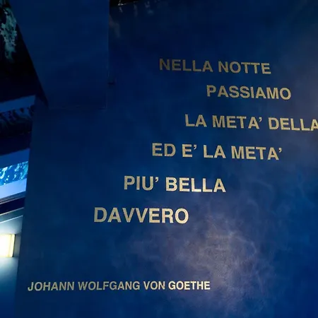 Hotel Phi Bolonia