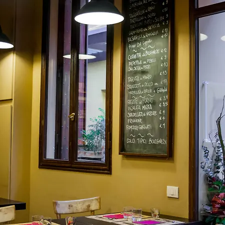 Hotel Phi Boloňa